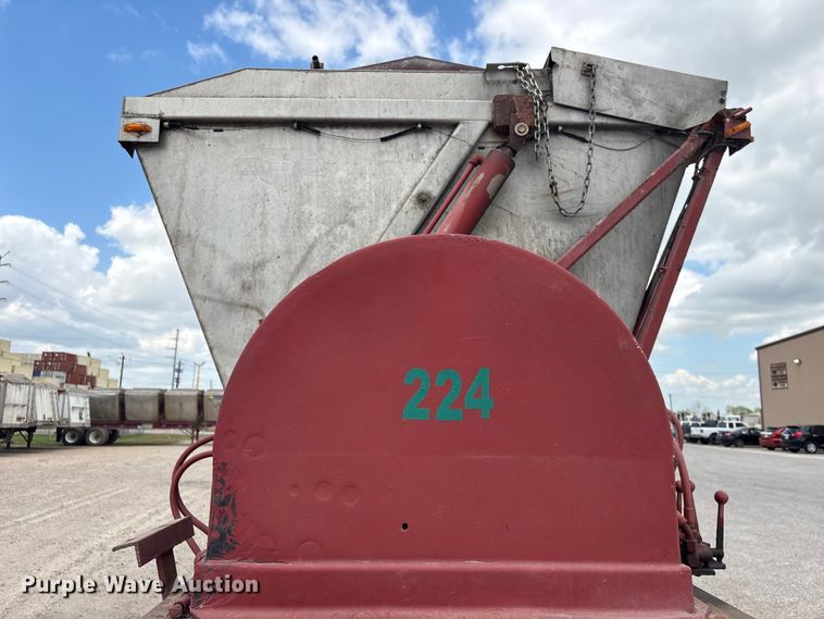 image for item EA7265 1979 Killebrew fertilizer delivery trailer