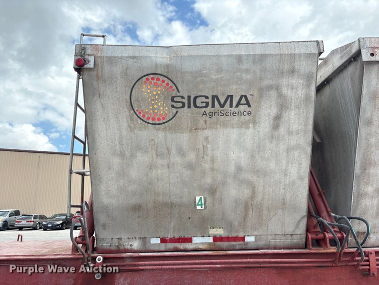 image for item EA7265 1979 Killebrew fertilizer delivery trailer