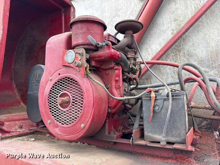 image for item EA7265 1979 Killebrew fertilizer delivery trailer