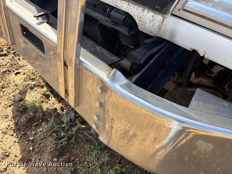 image for item EA7962 2007 Mack CV713 semi truck