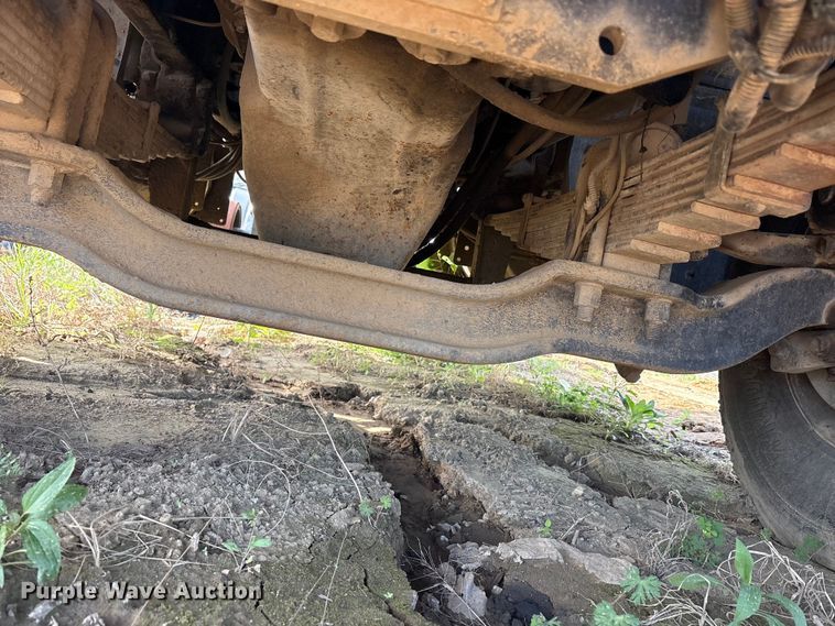 image for item EA7962 2007 Mack CV713 semi truck