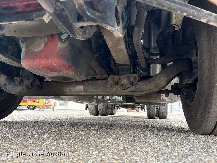 image for item EC4348 2016 International Prostar semi truck