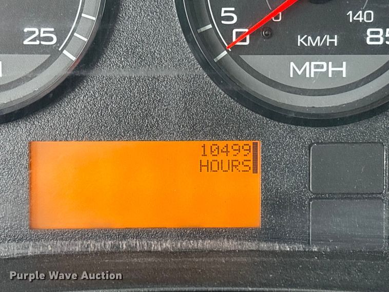 image for item EC4348 2016 International Prostar semi truck