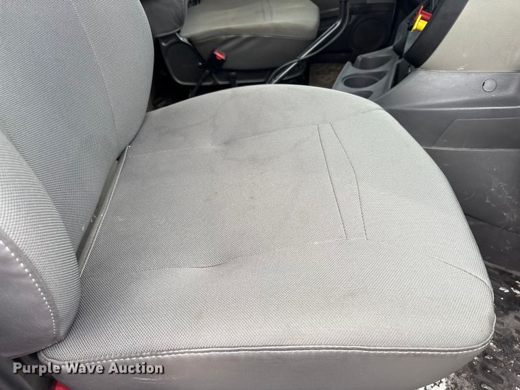 image for item EC4348 2016 International Prostar semi truck