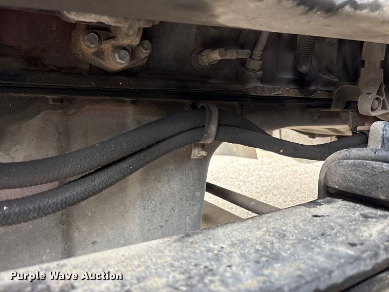 image for item EC4348 2016 International Prostar semi truck