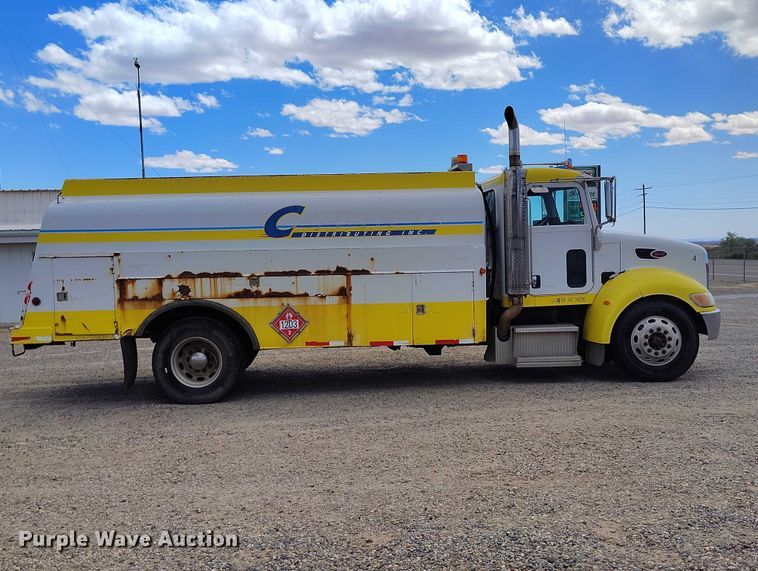 image for item ED0096 2008 Peterbilt 335 fuel truck