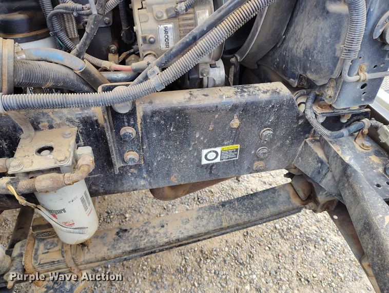 image for item ED0096 2008 Peterbilt 335 fuel truck