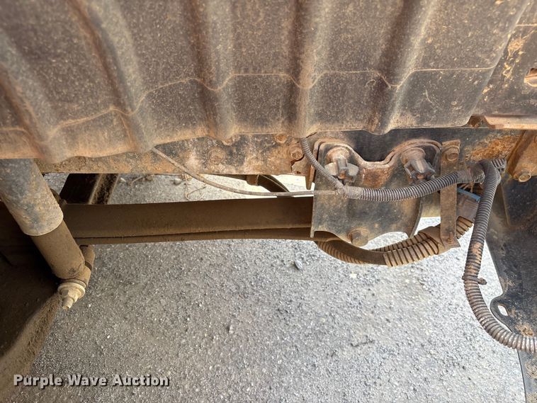 image for item EF1049 2007 International 4300 flatbed truck
