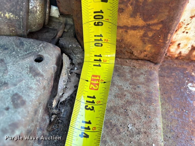 image for item EF1071 1984 Lufkin dry van trailer