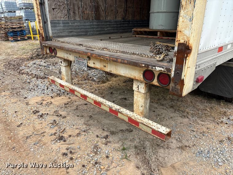 image for item EF1117 2005 Dorsey AIDTLS dry van trailer