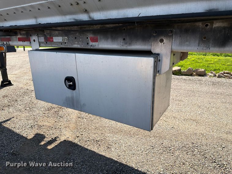 image for item EF2468 2004 Warren Manufacturing, Inc. feed delivery trailer