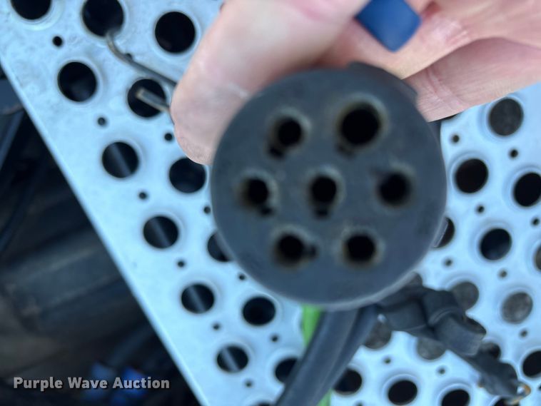 image for item EG8854 2018 Kenworth T800 Glider semi truck