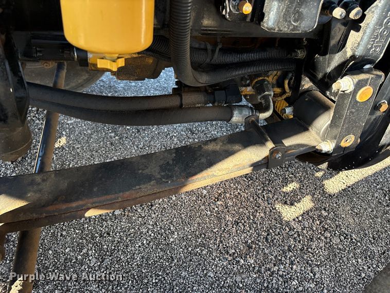 image for item EG8854 2018 Kenworth T800 Glider semi truck