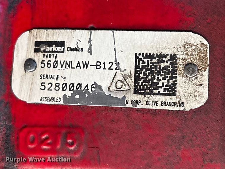 image for item EG8854 2018 Kenworth T800 Glider semi truck