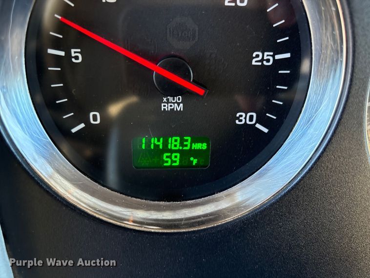 image for item EG8854 2018 Kenworth T800 Glider semi truck