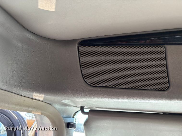 image for item EG8854 2018 Kenworth T800 Glider semi truck