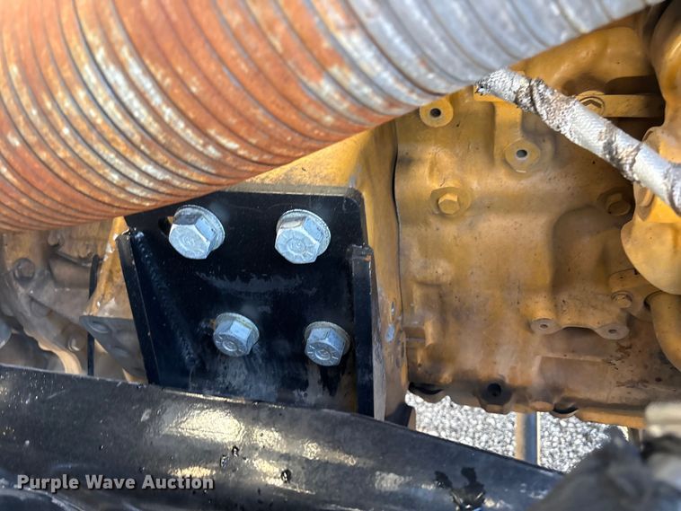 image for item EG8854 2018 Kenworth T800 Glider semi truck