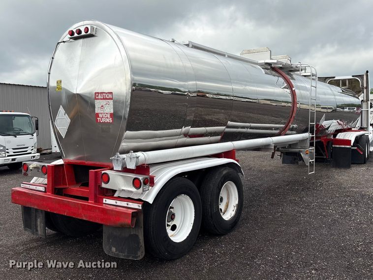 image for item EG8975 1989 Brenner Trailers tank trailer