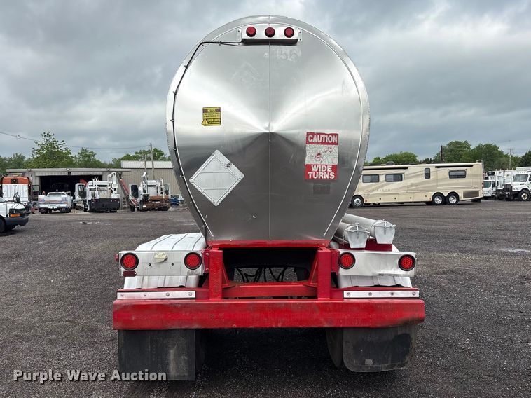 image for item EG8975 1989 Brenner Trailers tank trailer