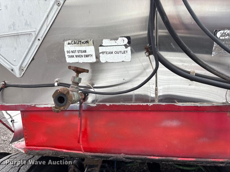 image for item EG8975 1989 Brenner Trailers tank trailer
