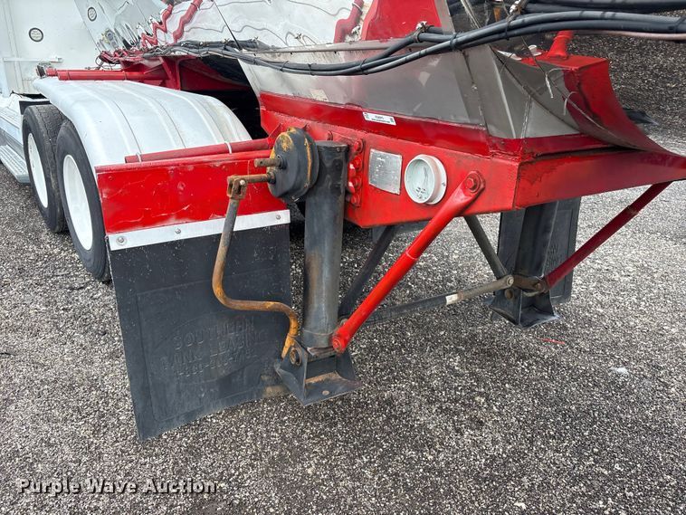 image for item EG8975 1989 Brenner Trailers tank trailer