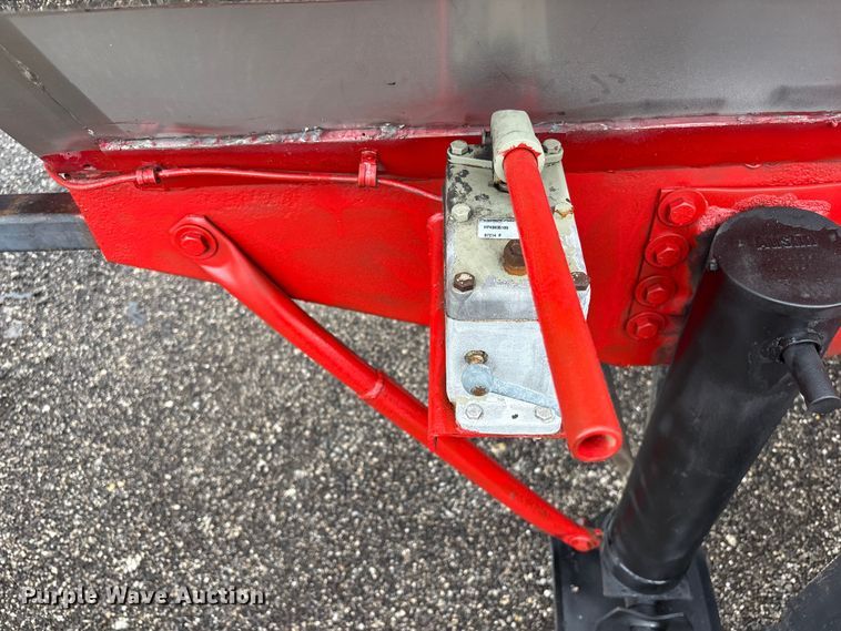 image for item EG8975 1989 Brenner Trailers tank trailer