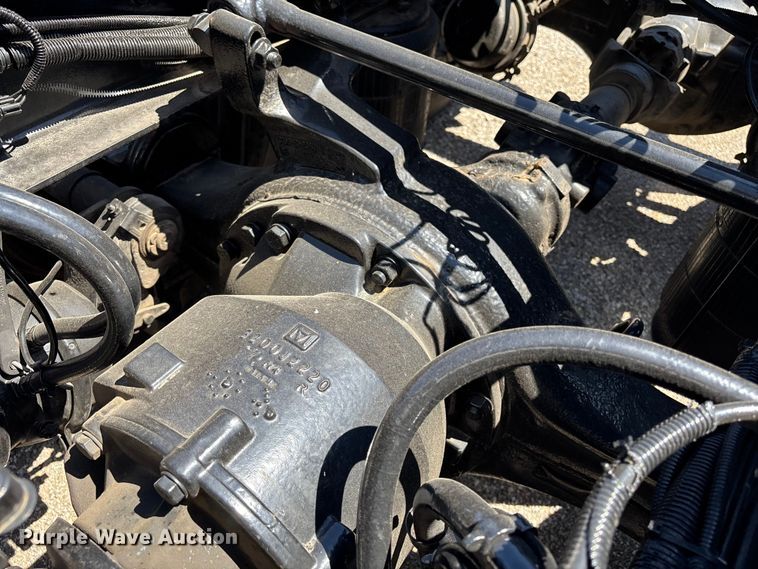 image for item EM0094 2016 International LF687 semi truck