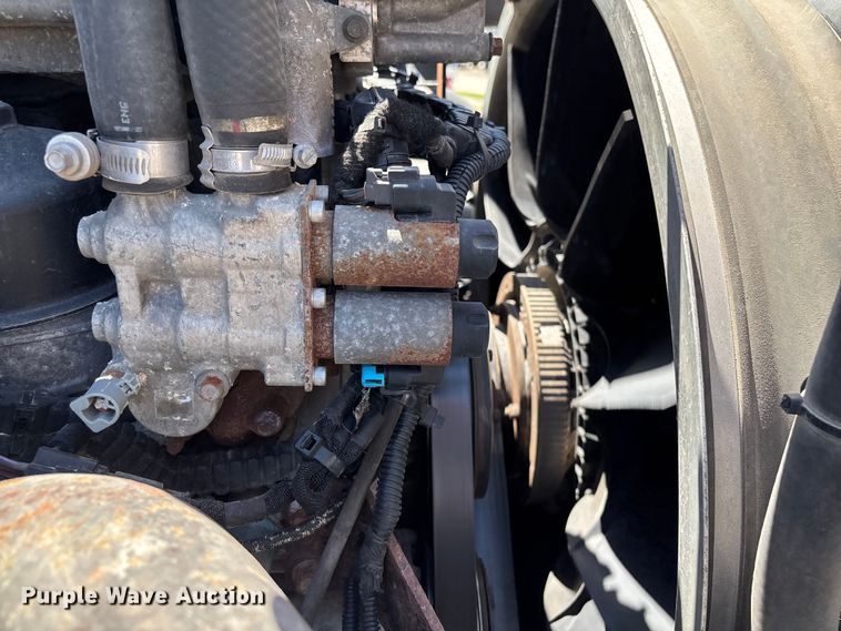 image for item EM0094 2016 International LF687 semi truck