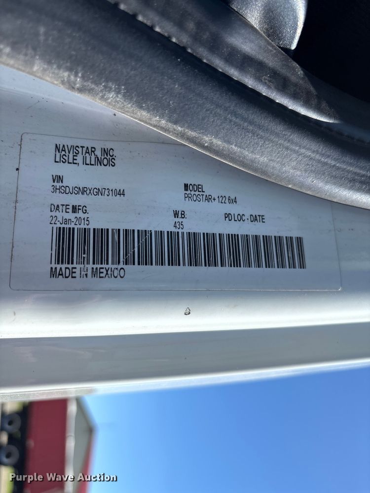 image for item EM0094 2016 International LF687 semi truck