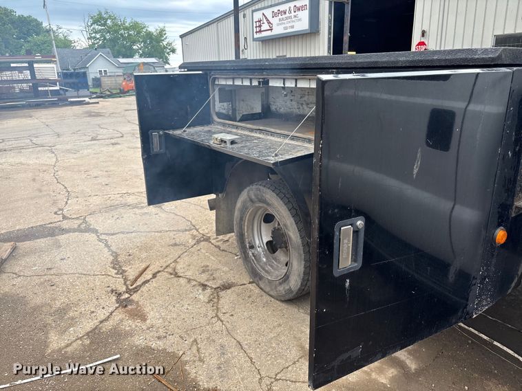 image for item EM0095 2011 Ford F550 Super Duty Crew Cab utility / service truck
