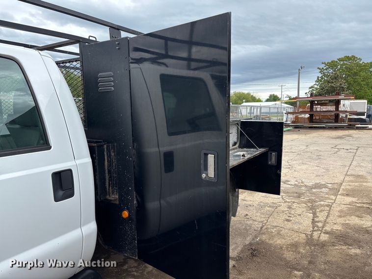 image for item EM0095 2011 Ford F550 Super Duty Crew Cab utility / service truck