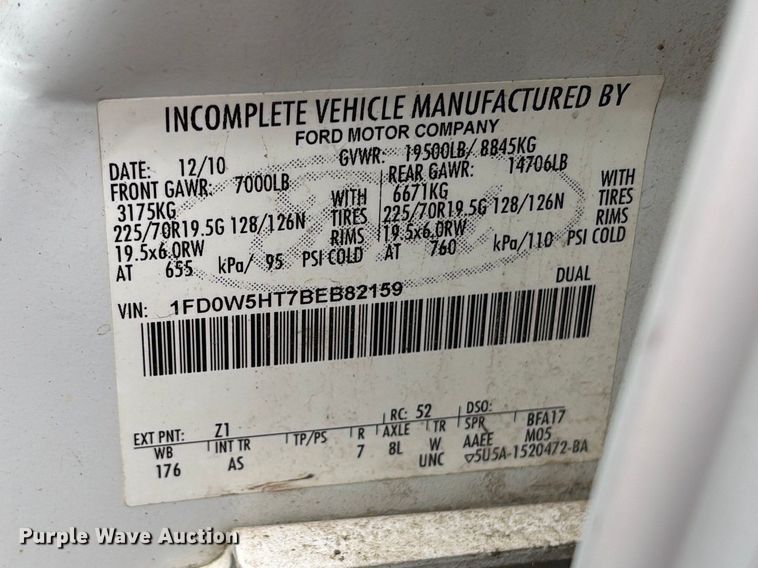 image for item EM0095 2011 Ford F550 Super Duty Crew Cab utility / service truck