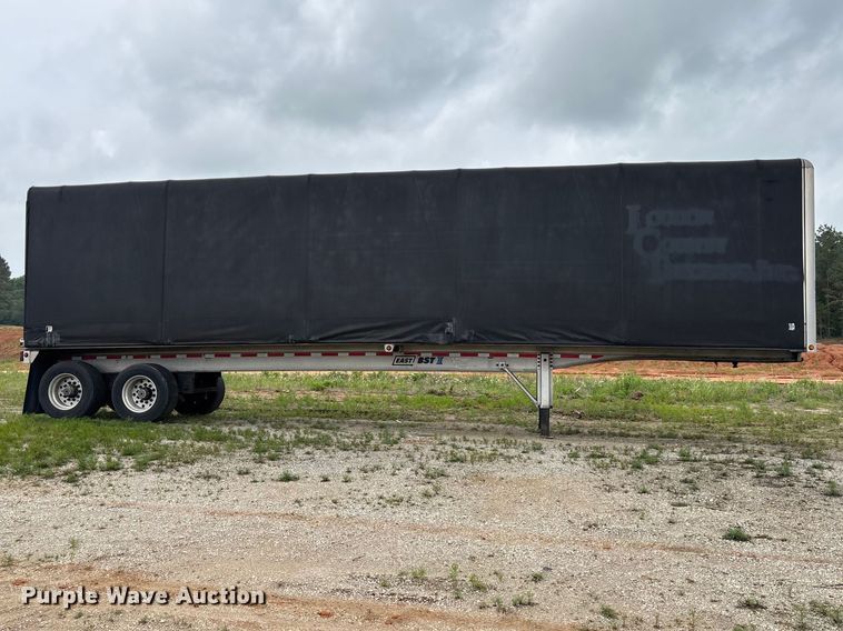 image for item EM0097 2015 East Conestoga flatbed trailer