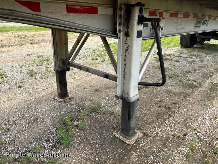 image for item EM0097 2015 East Conestoga flatbed trailer