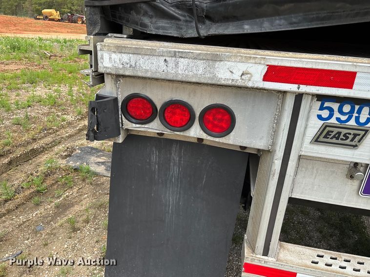 image for item EM0097 2015 East Conestoga flatbed trailer