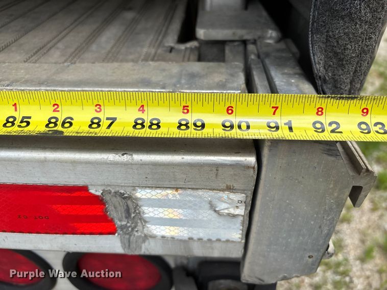 image for item EM0097 2015 East Conestoga flatbed trailer