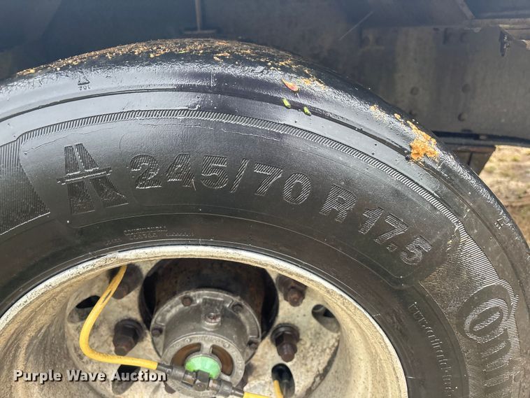 image for item EM0100 2019 Trail King TK80ACS-34 drop deck equipment trailer