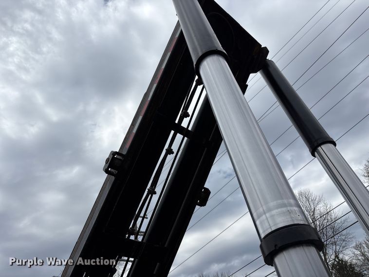 image for item EO4139 2012 Kenworth T800 roll-off container truck