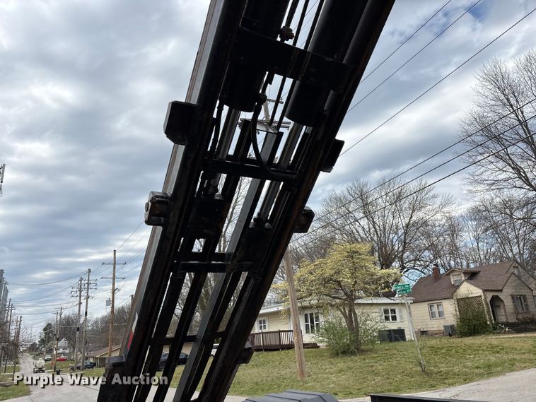 image for item EO4139 2012 Kenworth T800 roll-off container truck