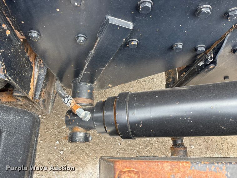 image for item EO4139 2012 Kenworth T800 roll-off container truck