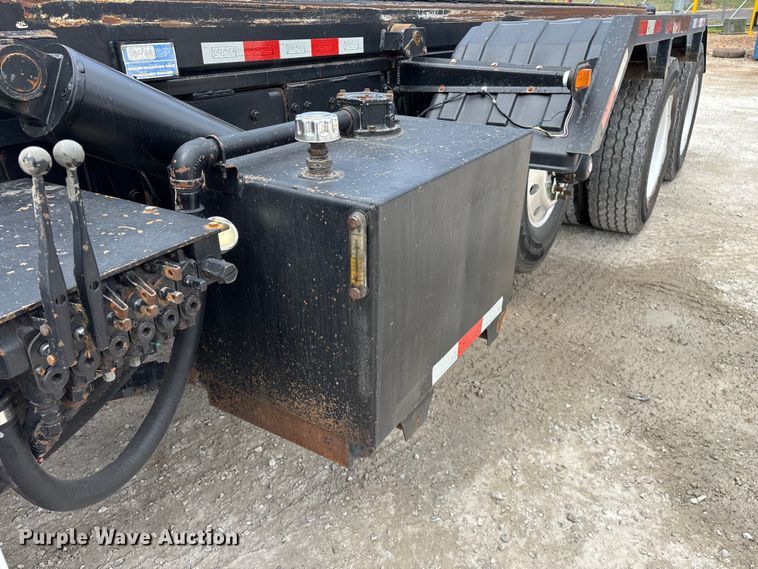 image for item EO4139 2012 Kenworth T800 roll-off container truck