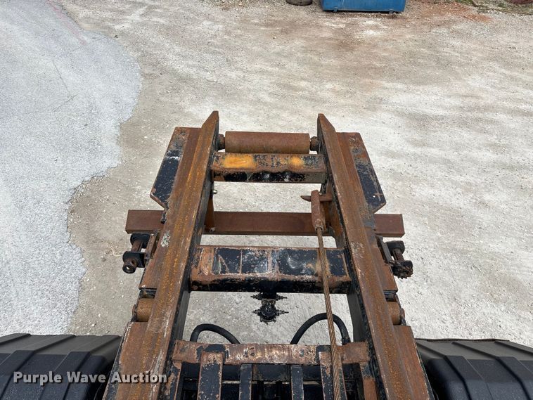 image for item EO4139 2012 Kenworth T800 roll-off container truck