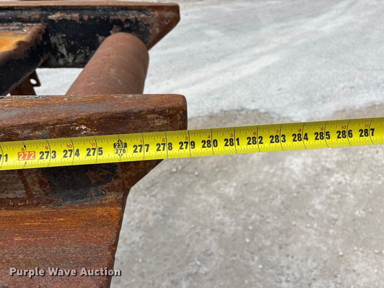 image for item EO4139 2012 Kenworth T800 roll-off container truck