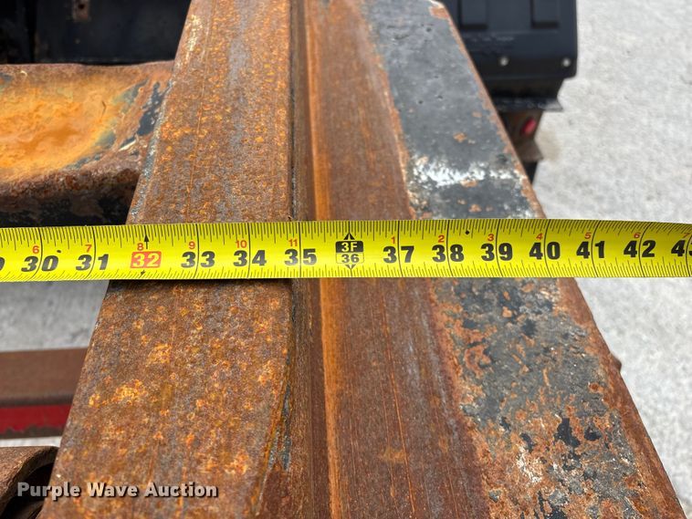 image for item EO4139 2012 Kenworth T800 roll-off container truck