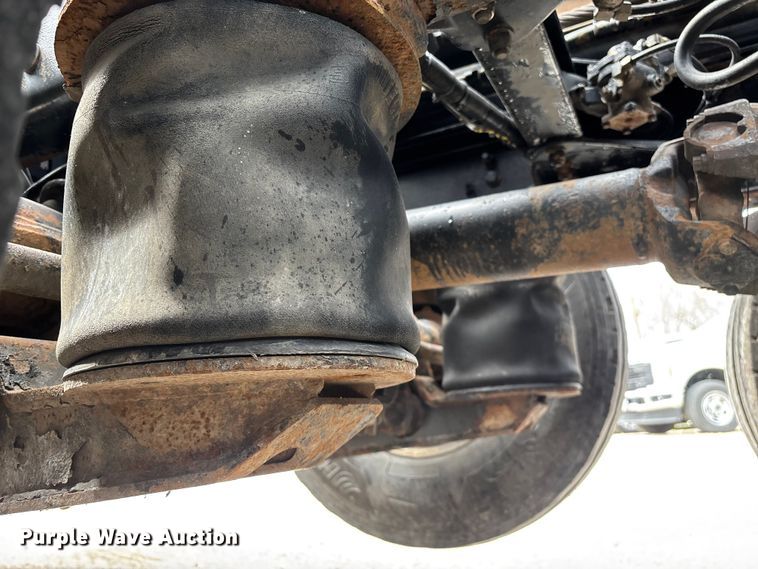 image for item EO4139 2012 Kenworth T800 roll-off container truck