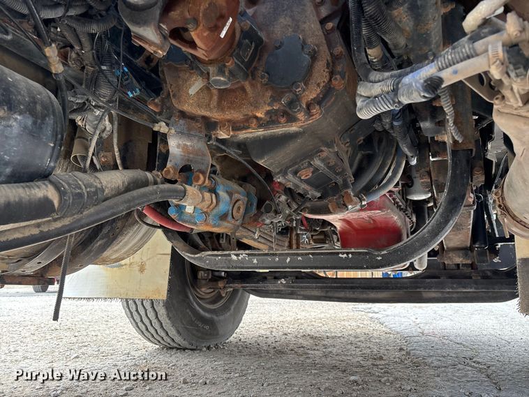 image for item EO4139 2012 Kenworth T800 roll-off container truck