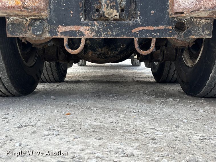 image for item EO4139 2012 Kenworth T800 roll-off container truck