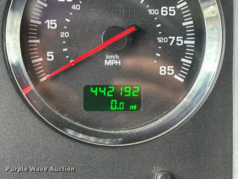 image for item EO4139 2012 Kenworth T800 roll-off container truck