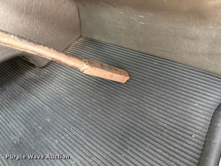 image for item EO4139 2012 Kenworth T800 roll-off container truck