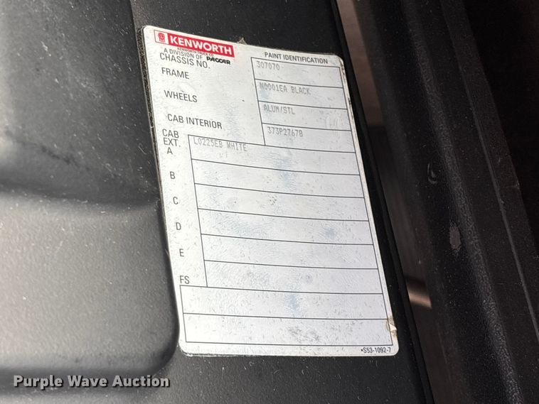 image for item EO4139 2012 Kenworth T800 roll-off container truck